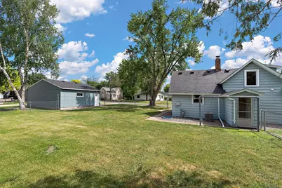 387 2nd Street S, Bayport, MN 55003 - Photo 31
