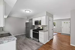 3211 Indiana Ave N, Robbinsdale, MN 55422 - Photo 9