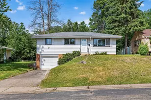 3211 Indiana Ave N, Robbinsdale, MN 55422 - Photo 3