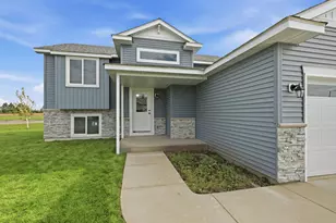 305 Kira Ct, Paynesville, MN 56362 - Photo 5