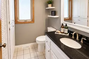 7001 46th St N, Oakdale, MN 55128 - Photo 19
