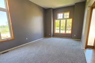 7001 46th St N, Oakdale, MN 55128 - Photo 3