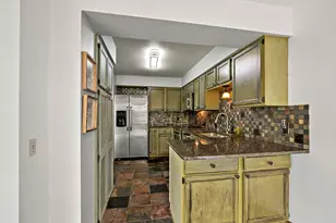 2890 Castleford Ct, Woodbury, MN 55125 - Photo 15