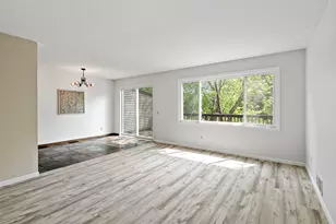 2890 Castleford Ct, Woodbury, MN 55125 - Photo 9
