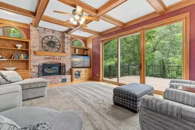 13687 Dunbar Way, Apple Valley, MN 55124 - Photo 3