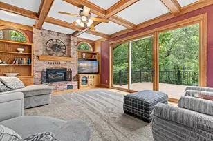 13687 Dunbar Way, Apple Valley, MN 55124 - Photo 3