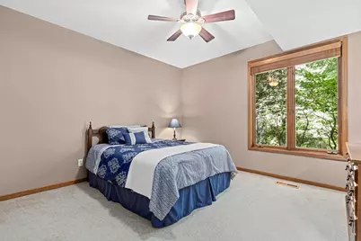 13687 Dunbar Way, Apple Valley, MN 55124 - Photo 31