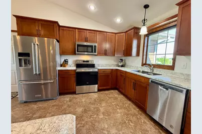 1798 Tiger Ridge Drive, Albert Lea, MN 56007 - Photo 11