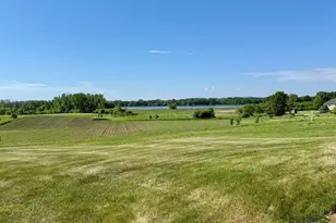 1798 Tiger Ridge Drive, Albert Lea, MN 56007 - Photo 5