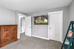 555 Western Ave, Green Isle, MN 55338 - Photo 11