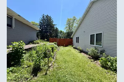 109 E 13th Street, Zumbrota, MN 55992 - Photo 3