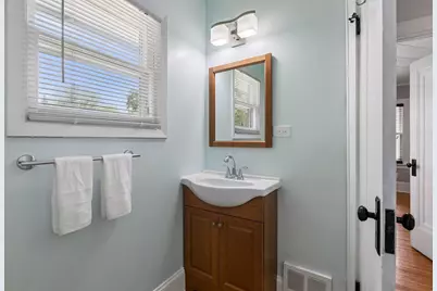 1819 19th Avenue NE, Minneapolis, MN 55418 - Photo 9