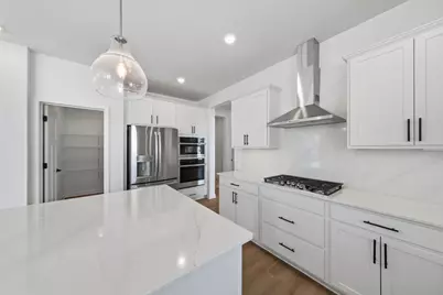 5350 King Arthur Lane NW, Rochester, MN 55901 - Photo 3