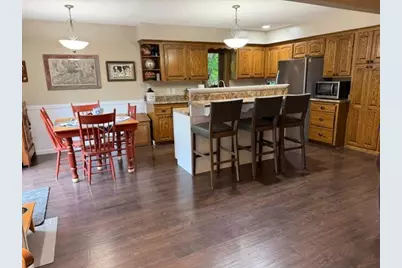 725 S Gilman Avenue, Litchfield, MN 55355 - Photo 3