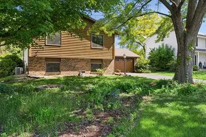 8124 W 102nd Street, Bloomington, MN 55438 - Photo 3