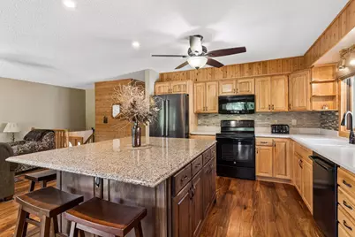 8124 W 102nd Street, Bloomington, MN 55438 - Photo 13