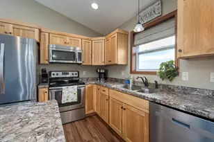 388 Dakota Ave, Roberts, WI 54023 - Photo 7
