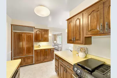 205 Oakview Road, West Saint Paul, MN 55118 - Photo 13