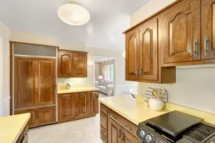 205 Oakview Rd, West Saint Paul, MN 55118 - Photo 13