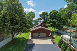 16740 Elmore Trail, Faribault, MN 55021 - Photo 7