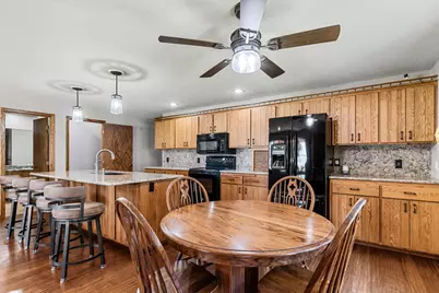 16740 Elmore Trail, Faribault, MN 55021 - Photo 9
