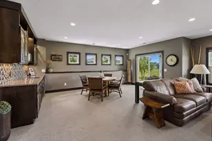 6135 Garland Ln N, Plymouth, MN 55446 - Photo 31