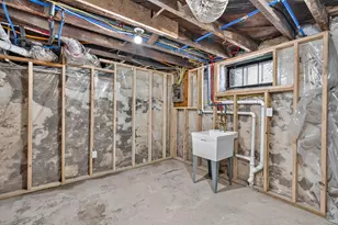 771 Aurora Ave, Saint Paul, MN 55104 - Photo 27