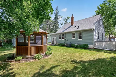 5517 James Avenue N, Brooklyn Center, MN 55430 - Photo 3