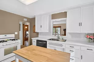 5517 James Ave N, Brooklyn Center, MN 55430 - Photo 13