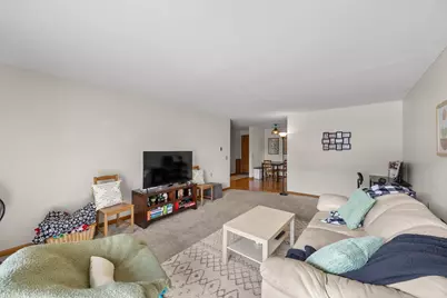 4 Pine Tree Drive #212, Arden Hills, MN 55112 - Photo 3