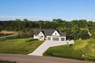 9763 Frontier Ln, Lakeville, MN 55044 - Photo 3