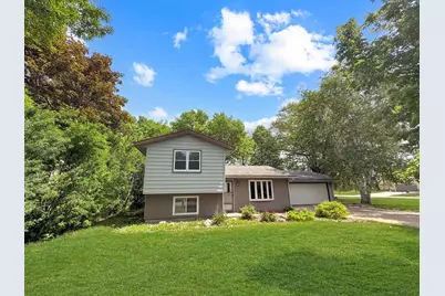 1413 12th Street SE, Willmar, MN 56201 - Photo 1