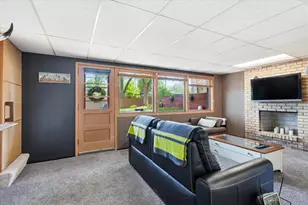 8015 Wynnwood Rd, Golden Valley, MN 55427 - Photo 27
