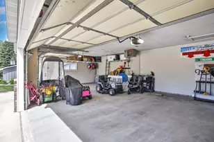 2040 Greenwood Dr, Owatonna, MN 55060 - Photo 3