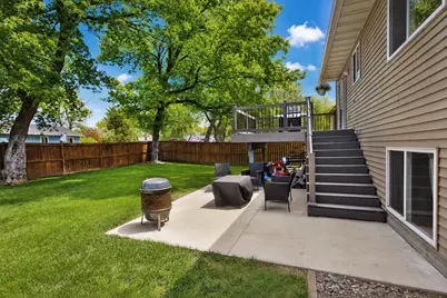 2040 Greenwood Drive, Owatonna, MN 55060 - Photo 21