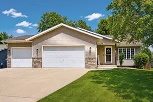 2040 Greenwood Dr, Owatonna, MN 55060 - Photo 1