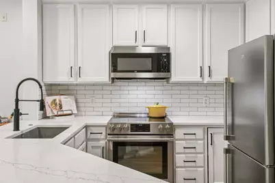 660 N 2nd Street #118, Minneapolis, MN 55401 - Photo 17