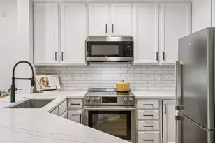 660 N 2nd St, Minneapolis, MN 55401 - Photo 17
