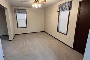 617 W 3rd St, Madison, MN 56256 - Photo 13