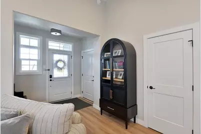 4078 49th Avenue S, Fargo, ND 58104 - Photo 3