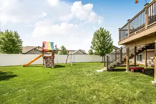 1802 Perennial Ln NE, Sauk Rapids, MN 56379 - Photo 31