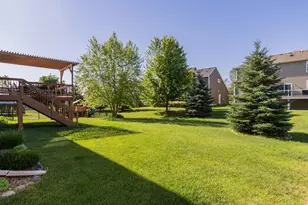 9231 Lighthouse Ln, Woodbury, MN 55129 - Photo 45
