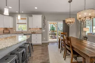 9231 Lighthouse Ln, Woodbury, MN 55129 - Photo 11