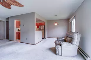 1601 Cohansey St, Saint Paul, MN 55117 - Photo 17