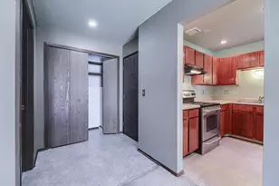1601 Cohansey St, Saint Paul, MN 55117 - Photo 9