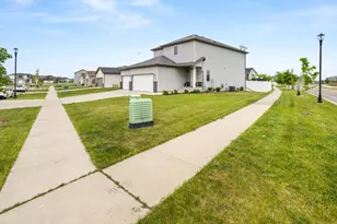 3590 49th St S, Fargo, ND 58104 - Photo 37