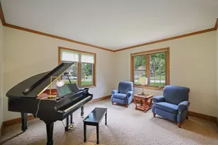 12093 Gantry Ln, Apple Valley, MN 55124 - Photo 7
