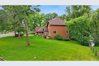 12093 Gantry Lane, Apple Valley, MN 55124 - Photo 5