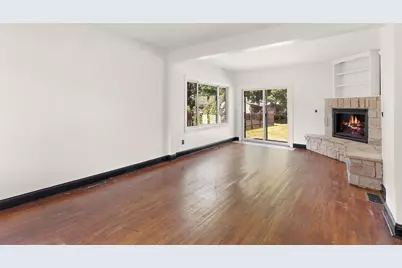 1723 Hewitt Avenue, Saint Paul, MN 55104 - Photo 5
