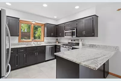 7470 Atherton Way, Eden Prairie, MN 55346 - Photo 5